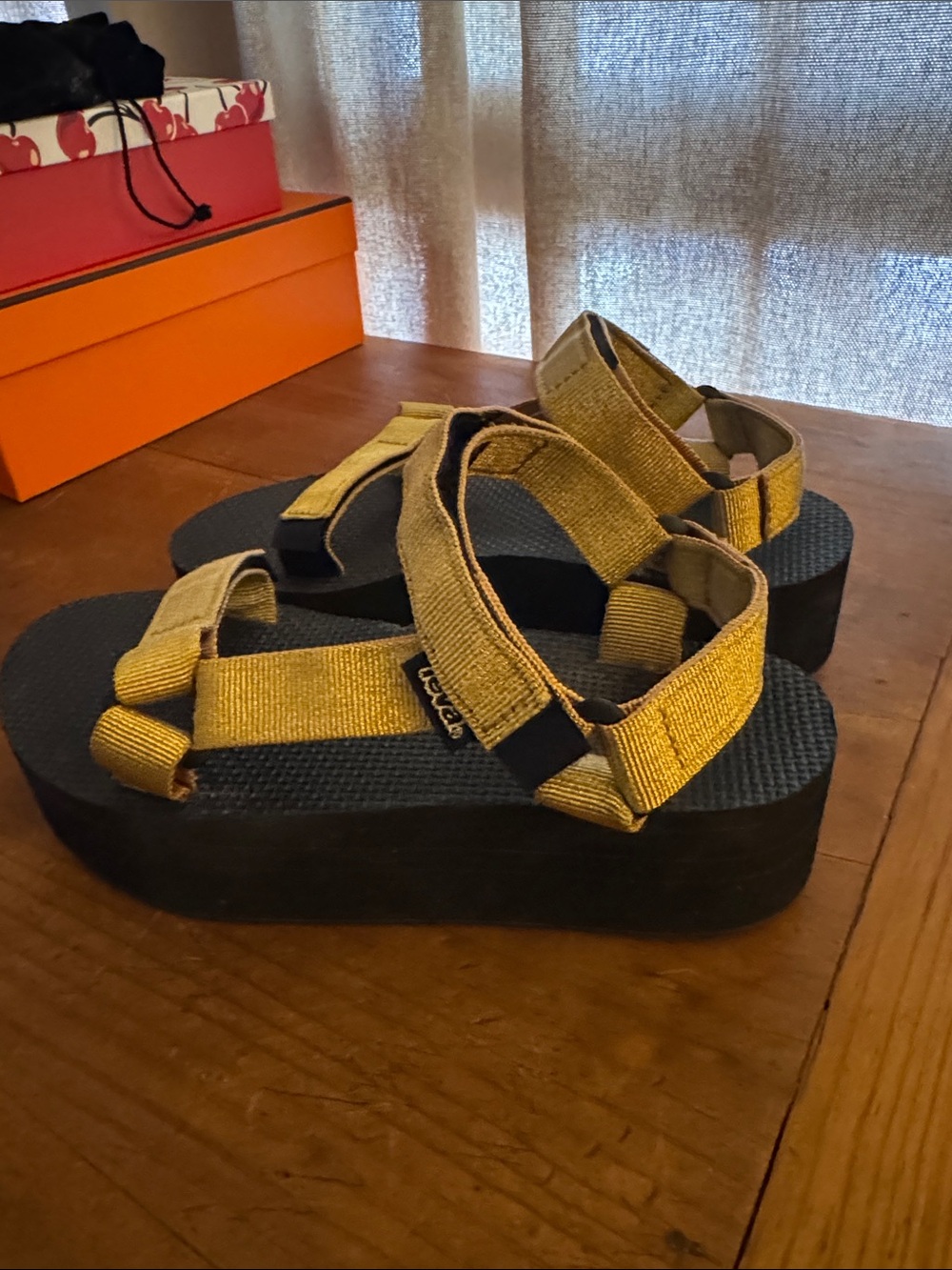 Teva Platform Sandals in shiny gold straps and Black footbed